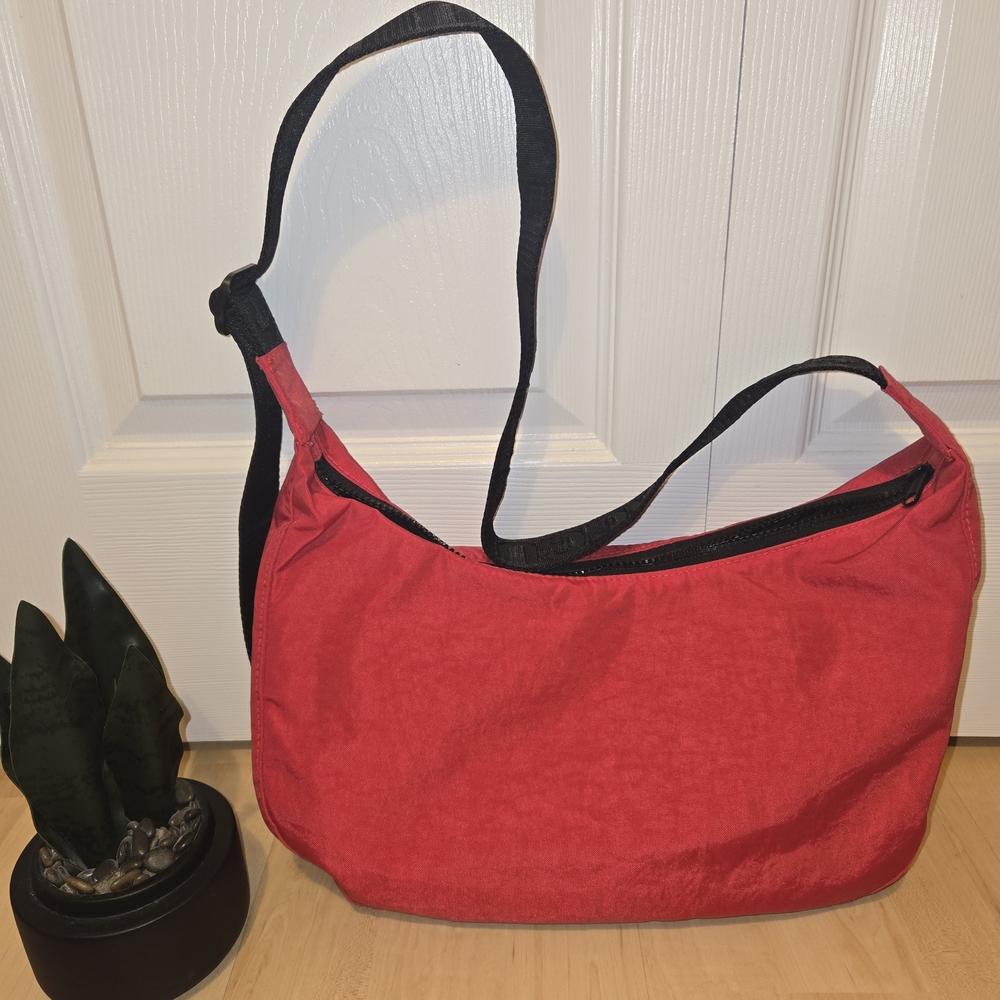 Baggu Medium Crescent Bag